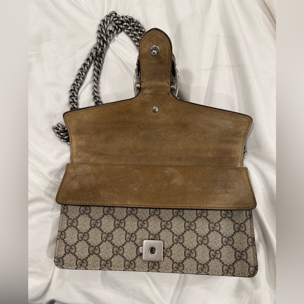 Gucci Dionysus Small GG Supreme Shoulder Bag – Crystal Tiger Head - Picture 6 of 12